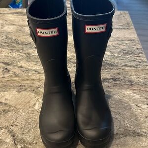 black short hunter boots women’s size 8